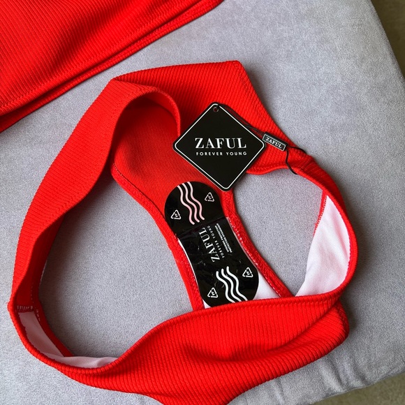 Zaful Bandeau Bikini Set - Picture 5 of 8